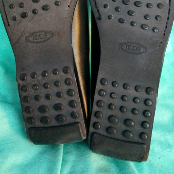 TOD'S square toe driving loafers - Picture 11 of 14